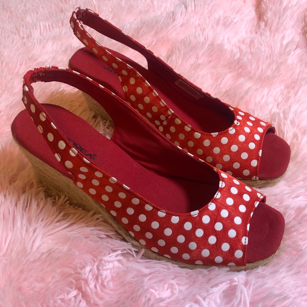 Andrea Sz 7 1/2 heels WEDGE SHOES